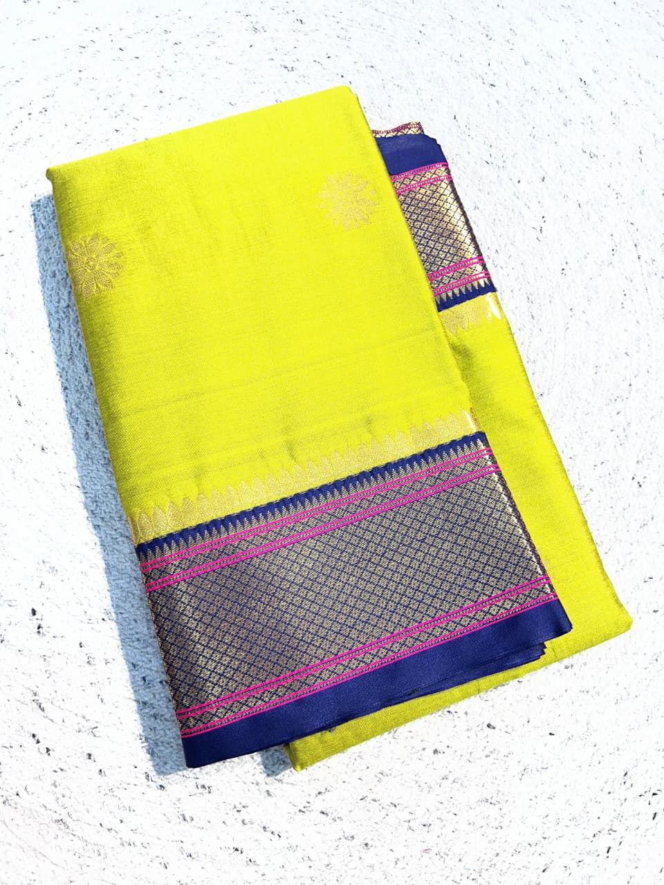 Elegant Aura Silk Saree with Rich Zari Weaving Border & Unstitched Blouse –  PARROT AND BLUE