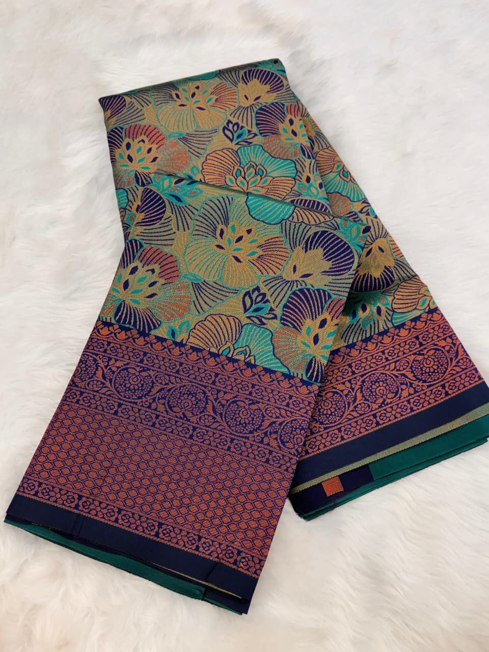 Elegant Floral Woven Saree with Intricate Heritage Border - MULTI  COLOR