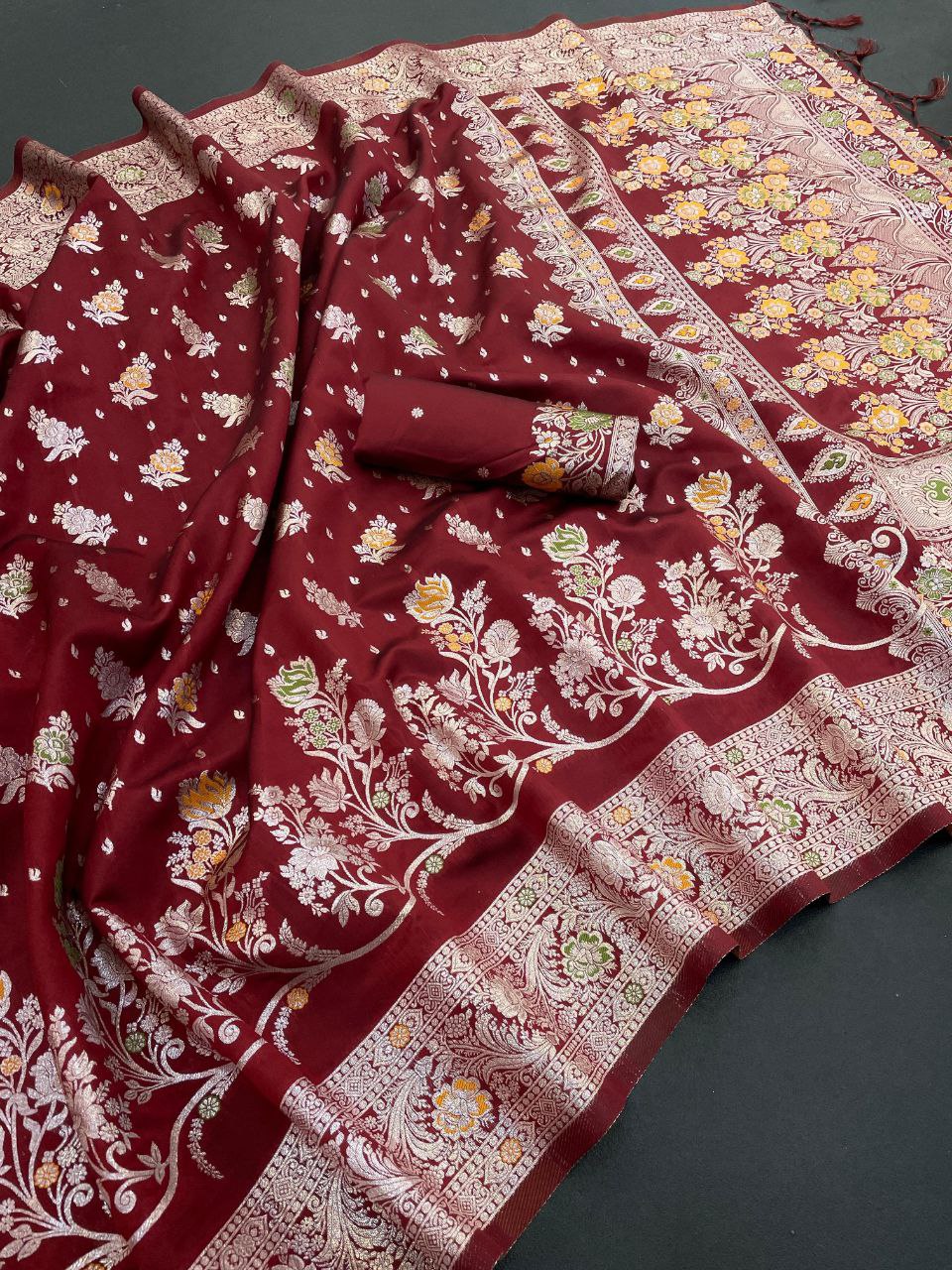 Traditional Banarasi Inspired Floral Weave Saree - RED