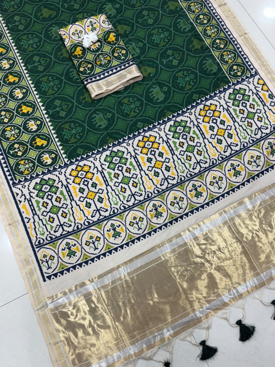 Royal Zari Weaving Tusser Silk Patola Lagdi Pallu Saree-GREEN