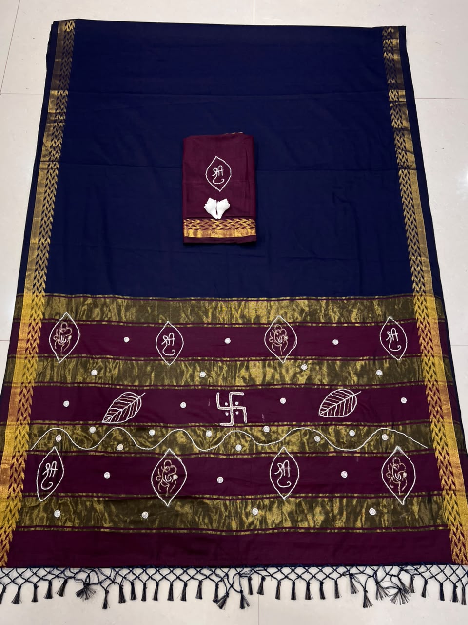 Traditional Handcrafted Saree with Intricate Pallu Detailing, Temple Motifs & Decorative Tassels - NEVY BLUE